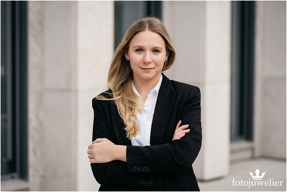 Businessportraits Köln im Fotostudio und draussen 7 Businessportraits in Köln - Gereonsviertel - draussen